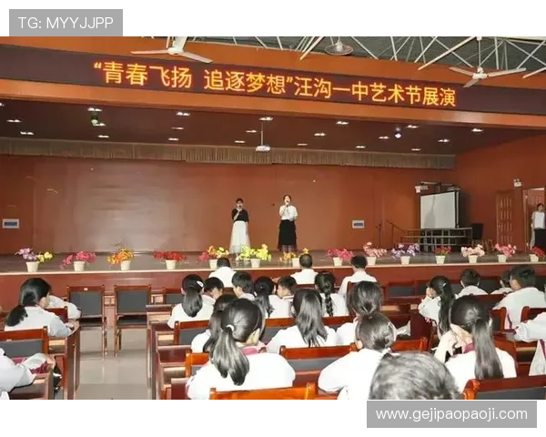 河升镇篮球小将勇敢挑战姚明展现青春风采与梦想追逐