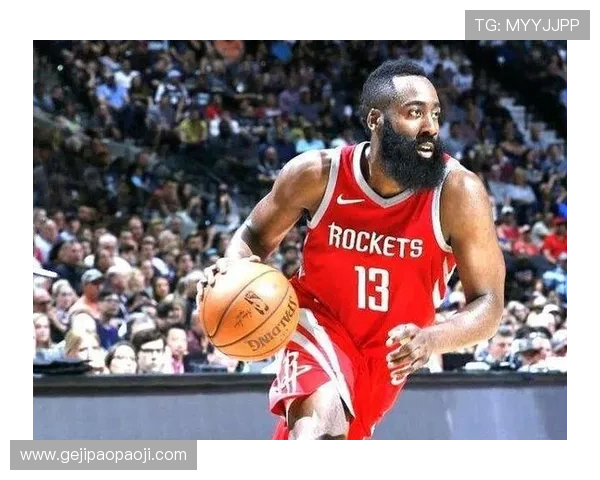 阿门外线手感冰凉三分六投全失仍砍下十二分展现全面能力