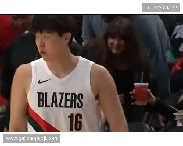 埃奇库姆首秀轰下34分坦言曾祈祷能留NBA如今的表现远超自己预期 埃奇库姆首秀轰下34分坦言曾祈祷能留NBA如今的表现远超自己预期